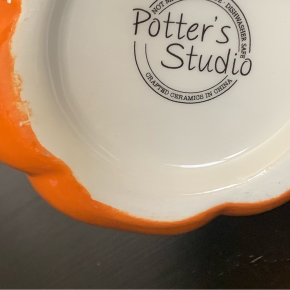 Jack O’Lantern with Ghost Witch Handle Ceramic Halloween Mug - Picture 8 of 8